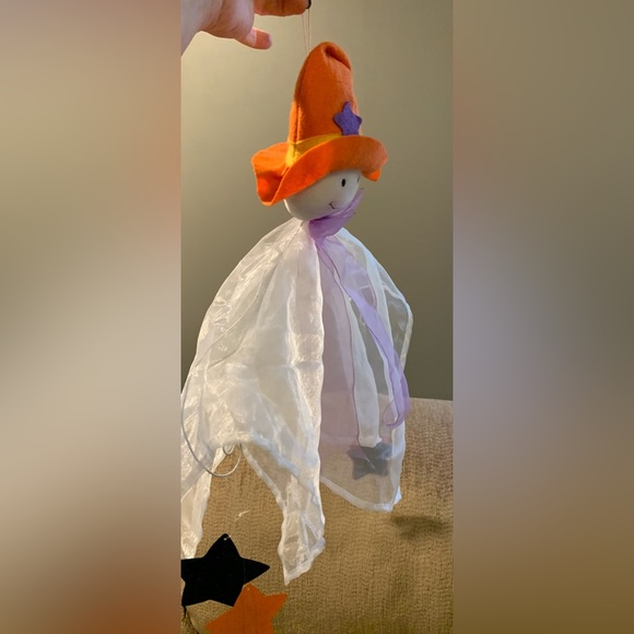 Ghostly Halloween Windchime, For Indoor or Covered Use, Like New - Picture 13 of 14